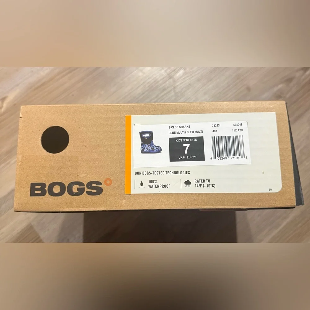 Bogs fun shark